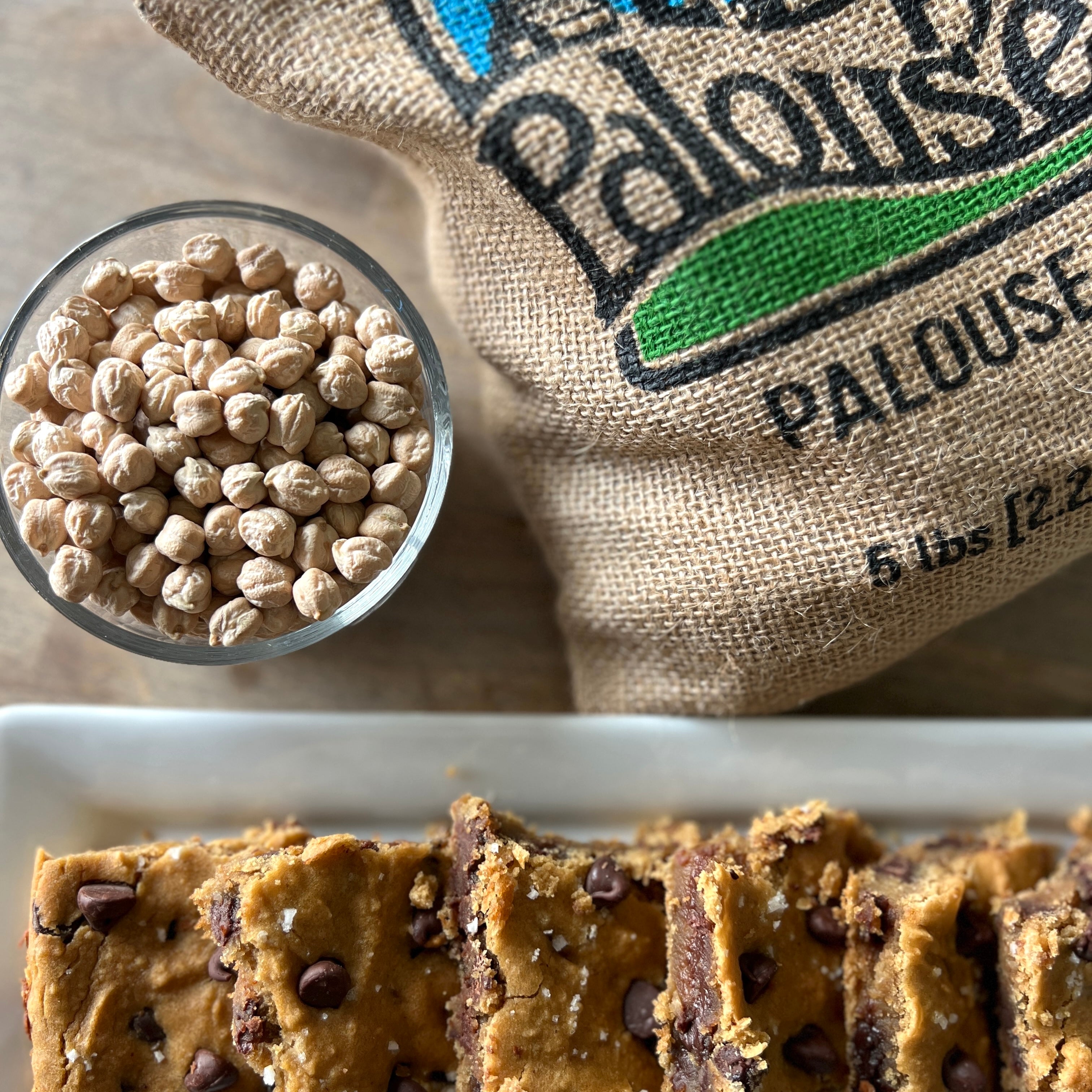 Chickpea Blondie Bars with Chocolate Chips