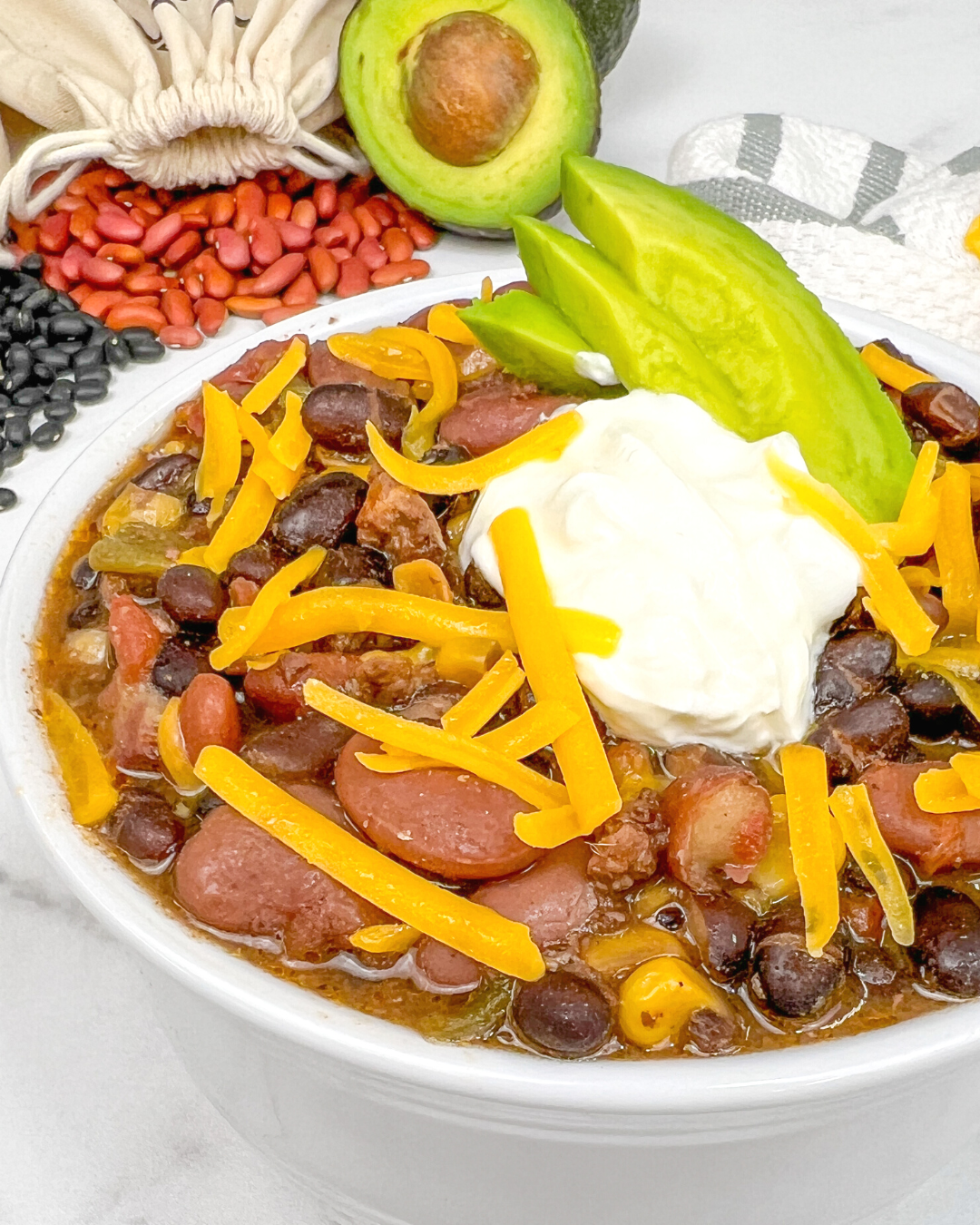 http://www.palousebrand.com/cdn/shop/articles/slow_cooker_taco_soup.png?v=1694715908